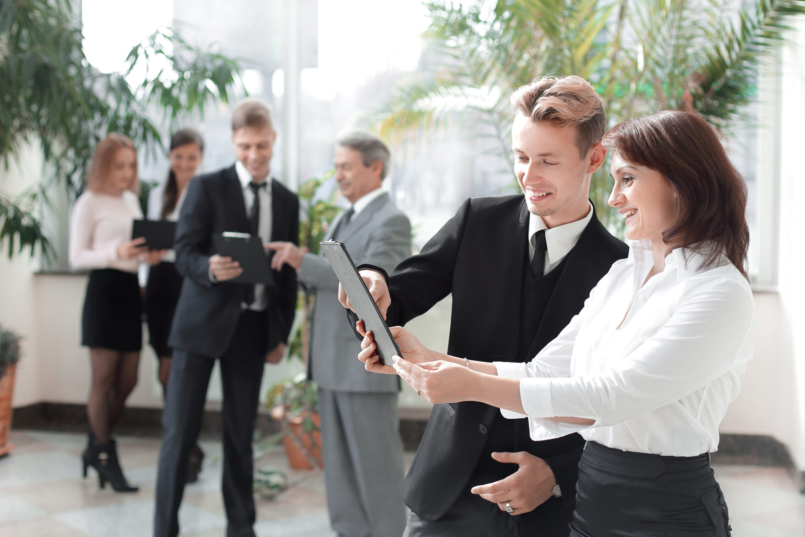 A Complete Guide to Hiring the Right Event Staffing Agency